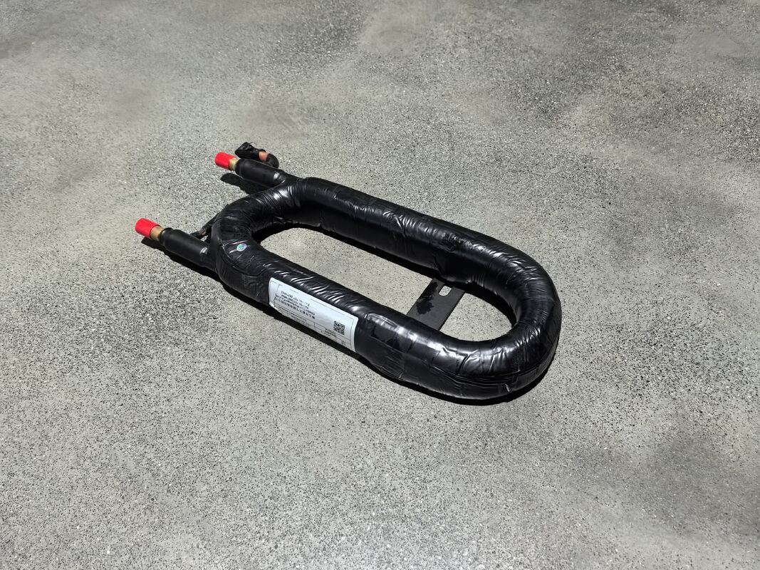 Zakres temperatury roboczej od 20°C do 65°C Wymiennik ciepła koaksjalny o szerokości 140 mm i zmiennym obszarze transferu ciepła do zastosowań przemysłowych