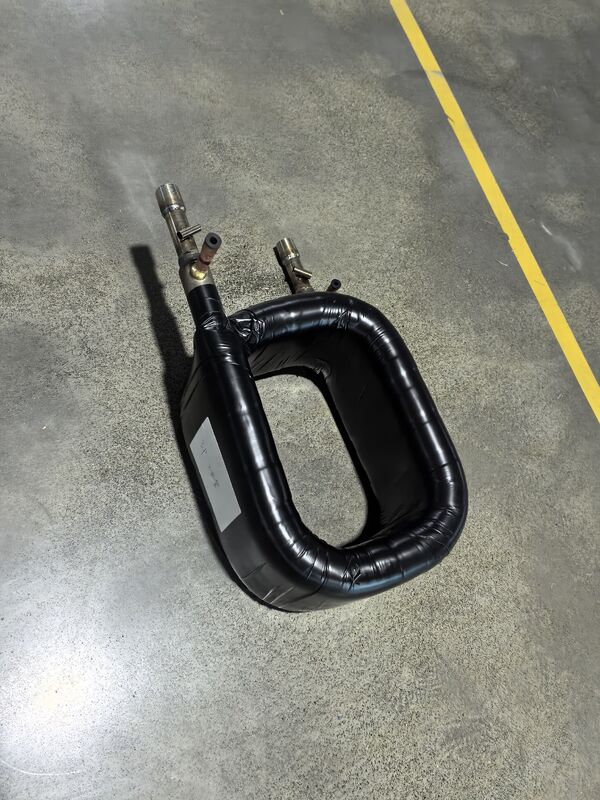 Od 6 do 36 kW pojemności ogrzewania wymiennik ciepła koaksjalny o ciśnieniu bocznym wody 1,0 Mpa i konstrukcji odpornej na korozję do zastosowań chłodniczych